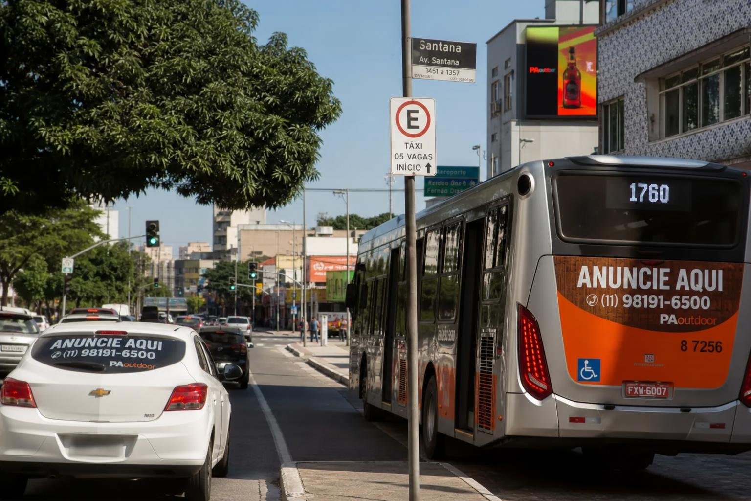 A INTEGRAÇÃO DE TÁXI-DOOR E BUSDOOR EM SANTANA: CASES DE SUCESSO DA PA OUTDOOR