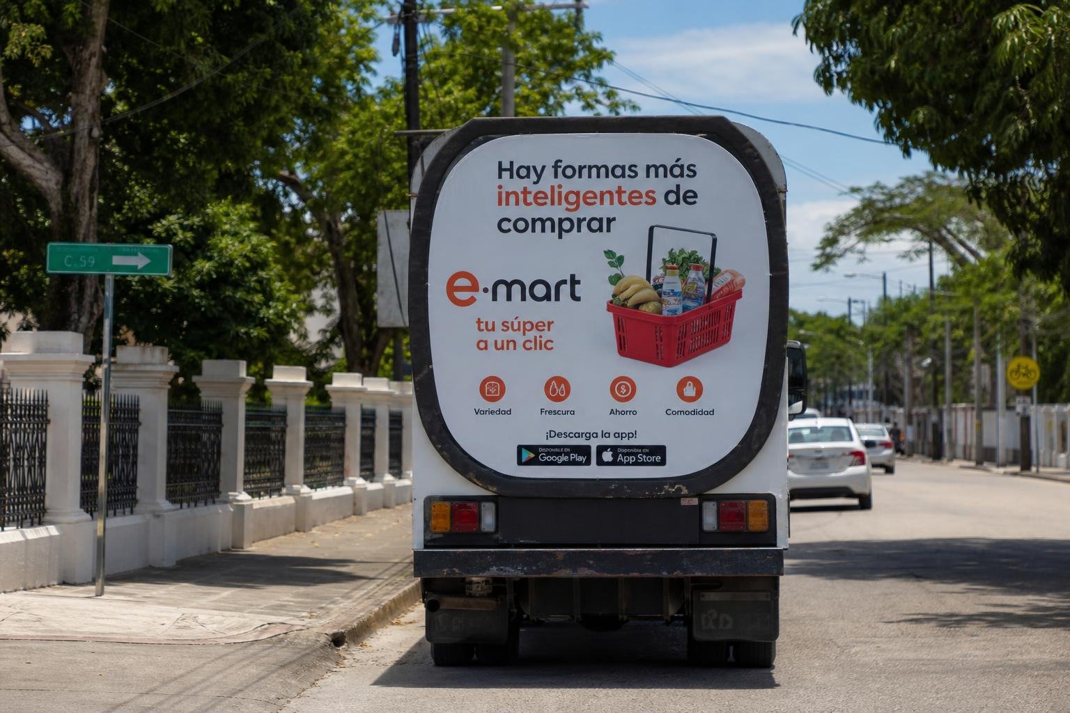 Medallones de camión en Mérida: el formato que conecta marcas con la comunidad local
